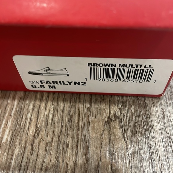 GUESS? Farilyn sneaker - Picture 4 of 5